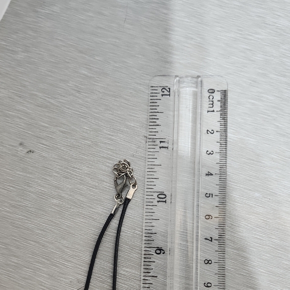 Black Wolf Pendant Necklace - Picture 3 of 5